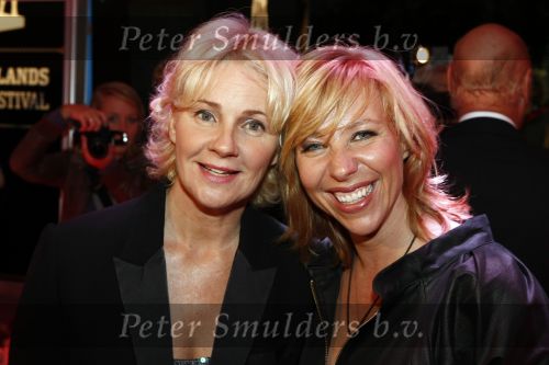 Utrecht 24 September 2008
Claudia de Breij met vriendin bij de openings avond van de filmdagen.