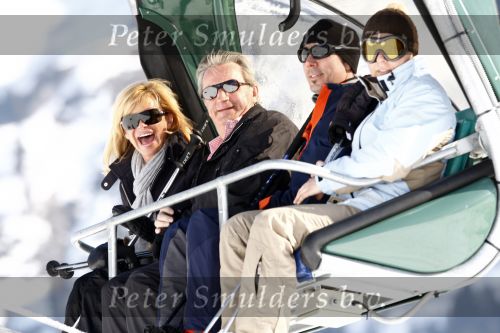 Lech 26 februari 2008
Connie Breukhoven met hans  Shanna Marvin en PA Edwin op ski vakantie in Lech.
Peter Smulders bv