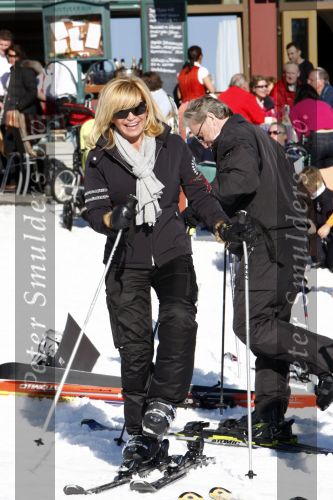 Lech 26 februari 2008
Connie Breukhoven met hans  Shanna Marvin en PA Edwin op ski vakantie in Lech.
Peter Smulders bv