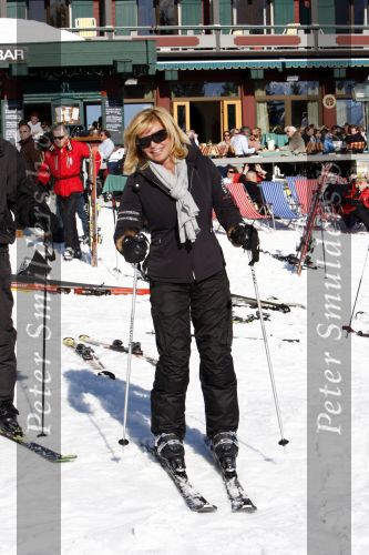 Lech 26 februari 2008
Connie Breukhoven met hans  Shanna Marvin en PA Edwin op ski vakantie in Lech.
Peter Smulders bv