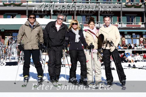 Lech 26 februari 2008
Connie Breukhoven met hans  Shanna Marvin en PA Edwin op ski vakantie in Lech.
Peter Smulders bv