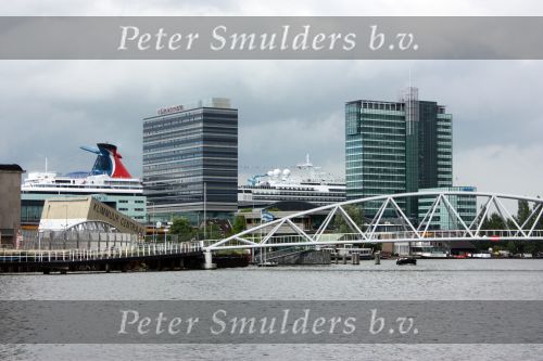 Amsterdam, 11 Juli 2008
Een Cruiseschip op het Ij