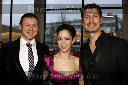 Tilburg, 20 Januari 2008
Premiere Fame in stadsschouwburg van Tilburg
Cystine Carreon met.....