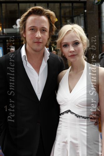 Amsterdam 12 april 2008
Daan Schuurmans en Bracha v Doeburgh bij de premiere van Morisson krijgt een zusje in Tuschinski.