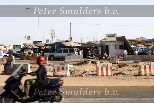 Dakar 23 maart 2008
Straatbeeld in Dakar waar de heroes legend eindigt. 
Peter Smulders bv