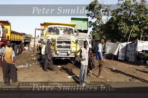 Dakar 23 maart 2008
Straatbeeld in Dakar waar de heroes legend eindigt. 
Peter Smulders bv