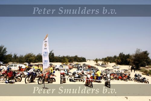 Dakar 23 maart 2008
Straatbeeld in Dakar waar de heroes legend eindigt. 
Peter Smulders bv