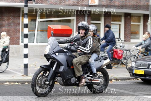 Amsterdam 31 oktober 2007
Daniel Boissevain met zoontje op motor.