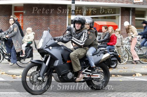 Amsterdam 31 oktober 2007
Daniel Boissevain met zoontje op motor.