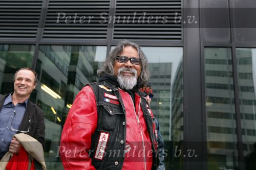 Amsterdam 29 oktober 2007
Rechtzaak  tegen de hells angels . oa Bram Moszkowicz en Big Willem v Boxtel zijn aanwezig.Daniel Uneputty