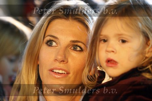 Amsterdam 6 oktober 2007
Premiere Kabouter Plop film in pathe arena. danielle Overgaag met Fiene en Thijmen