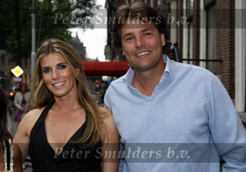 Amsterdam 31 mei 2008
Prins Maurits en Prinses Marilene vrieren hun 10 jarig huwelijksfeest in de supper Club. Marc Schroder met vrouw en Reinout Oerlemans en Danielle Overgaag