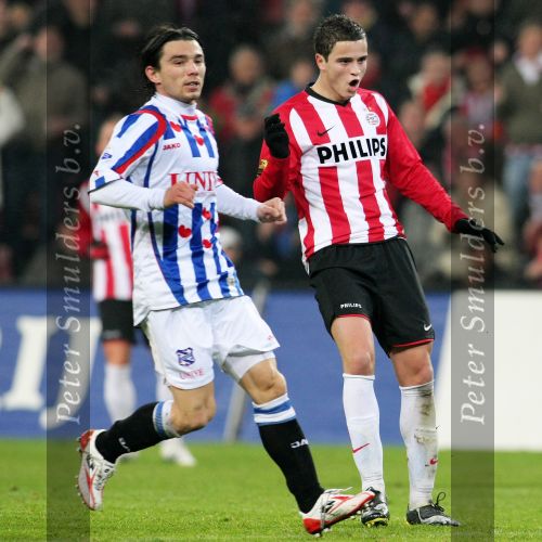 Eindhoven, 27 Februari 2009 Kompetitiewedstrijd PSV-SC Heerenveen.
Eindstand 2-3
Danijel Pranjic in duel met Ibrahim Affelay
Foto Peter Smulders BV