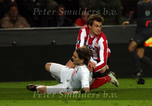 Eindhoven, 12 Maart 2008
UEFA 1/8 finale PSV-Tottenham Hotspur FC, eindstand 0-1
PSV wint na verlenging en straschoppen met 6-5 en gaat door naar de 1/4 Finale
Danko Lazovic in duel met Jonathan Woodgate