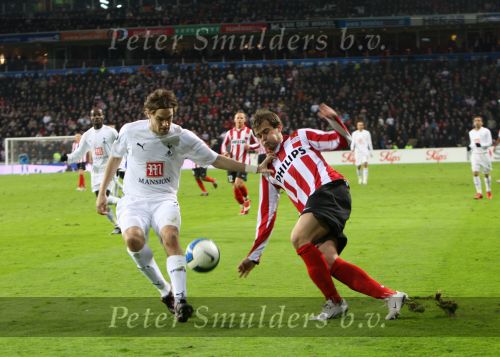 Eindhoven, 12 Maart 2008
UEFA 1/8 finale PSV-Tottenham Hotspur FC, eindstand 0-1
PSV wint na verlenging en straschoppen met 6-5 en gaat door naar de 1/4 Finale
Danko Lazovic in duel met Jonathan Woodgate