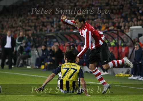 Eindhoven, 23 Oktober 2007
Champions League wedstrijd PSV-Fenerbahce, eindstand 0-0
Seizoen 2007/2008
Danko Lazovic in duel met Gokhan Gonul