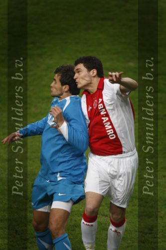 Amsterdam, 30 Januari 2008 Kompetitiewedstrijd AJAX-PSV, eindstand 0-2
Seizoen 2007/2008
Danko Lazovic in duel met Thomas Vermaelen