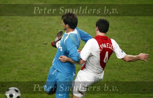 Amsterdam, 30 Januari 2008 Kompetitiewedstrijd AJAX-PSV, eindstand 0-2
Seizoen 2007/2008
Danko Lazovic in duel met Thomas Vermaelen