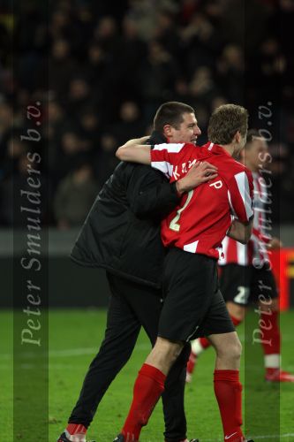 Eindhoven, 12 Maart 2008
UEFA 1/8 finale PSV-Tottenham Hotspur FC, eindstand 0-1
PSV wint na verlenging en straschoppen met 6-5 en gaat door naar de 1/4 Finale
Danny Koevermans met Jan Kromkamp