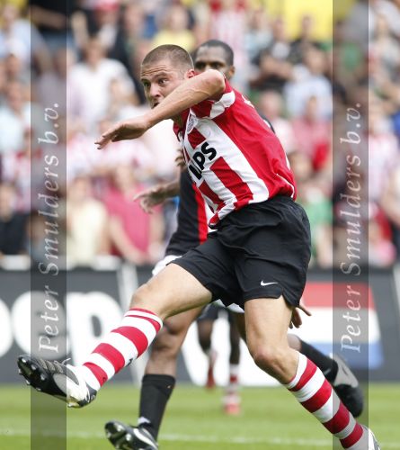 Eindhoven, 23 September 2007 Seizoen 2007/2008 Kompetitewedstrijd PSV-Feyenoord, eindstand 4-0
Danny Koevermans