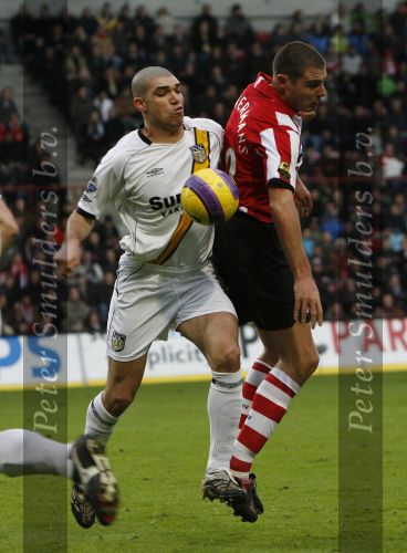 Eindhoven, 30 December 2007
Laatste Kompetitiewedstrijd van het jaar PSV-NAC  Eindstand 2-0 Seizoen 2007/2008
Danny Koevermans in duel met Tyrone loran
