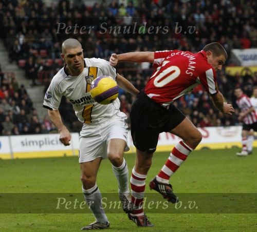 Eindhoven, 30 December 2007
Laatste Kompetitiewedstrijd van het jaar PSV-NAC  Eindstand 2-0 Seizoen 2007/2008
Danny Koevermans in duel met Tyrone loran