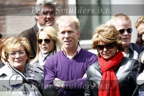Amsterdam 18 mei 2008
Leco v Zadelhoff viert zijn 40e verjaardag met zijn vrienden in het hilton en ze maken een scooter rally door Amsterdam. Danny Rook en Christine Kroonenberg