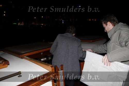 Amsterdam 22 november 2007
Daphne Bunskoek viert haar verjaardag met vrienden en Wessel v Diepen op een boot . Ook krijgt ze van vrienden een nieuwe fiets omdat haar oude fiets afgelopen week gestolen is.