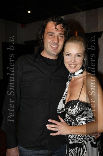 Uitgeest 19 januari 2009
Feest Henk Geels n Bobs saloon. Denise Boekhof met vriend
Peter Smulders bv