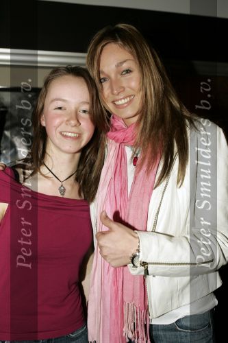 Amsterdam 1 maart 2005
Feestje van Gotcha met Georgina Verbaan.
Do zangeres met Hanna
Peter Smulders bv