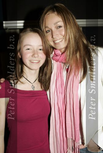 Amsterdam 1 maart 2005
Feestje van Gotcha met Georgina Verbaan.
Do zangeres met Hanna
Peter Smulders bv