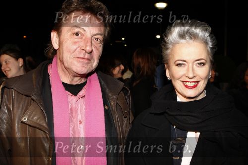 Bussum 25 februari 2008
Premiere Simone Kleinsma in het spant in bussum. Doris Baaten met ....
Peter Smulders bv