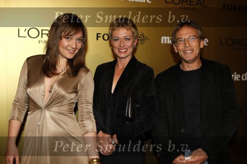 Amsterdam 15 november 2007
Prix de Mode in het stedelijk museum. Het wordt georganiseerd door de Marie Claire.Ouders en zus Doutzen Kroes