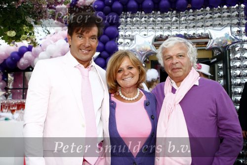 Amsterdam 27 april 2009
Feestje van Gerard Joling voor zijn 49e verjaardag bij cafe het Kalfje. Eddy en Erna de Kroes
Peter Smulders bv
