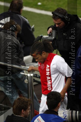 Amsterdam, 30 Januari 2008 Kompetitiewedstrijd AJAX-PSV, eindstand 0-2
Seizoen 2007/2008
Trieste afgang voor Edgar Davids die enkele minuten voor tijd door een harde charge ROOD kreeg