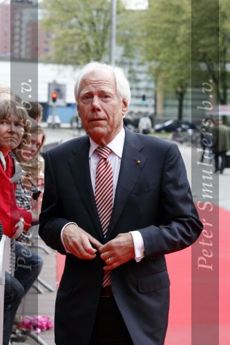 Utrecht 28 april 2009
Pieter v Vollenhoven viert zijn 70e verjaardag in het Beatrix theater in Utrecht. Eef Brouwer
Peter Smulders bv