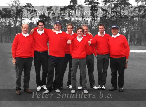 Sint Michielsgestel, 5 April 2009   
Het eerste Heren team van de Eindhovensche Golf     
uitkomend in de eerste klasse  
Met o.a. Michiel Frank, Frans v Engelen, Junior Smulders, Martijn Rehling, Pieter de wit en Maarten v Vliet