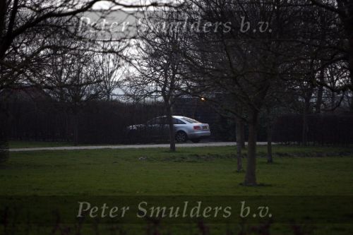 Nigtevecht 15 maart 2008
Om half 8 s avonds staan de auto\'s van Wendy v Dijk en Eerland Galjaard staan bij het huis van Wendy.
Peter Smulders bv