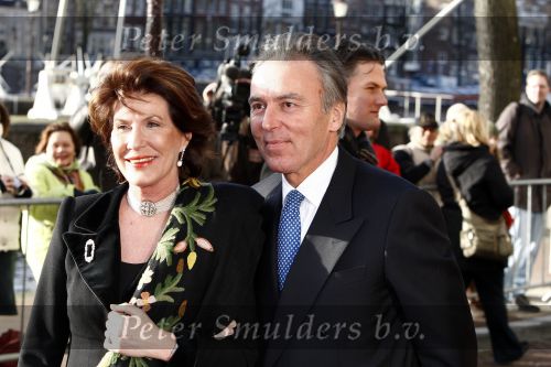 Amsterdam 1 februari 2008
Feest koningin Beatrix en Prinses Margriet voor hun 70e en 65e verjaardag in Carre.
Elco Brinkman met zijn vrouw Janneke Brinkman