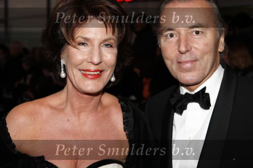 Rotterdam 16 december 2007
premiere Evita in het nieuwe Luxor theater. Elco Brinkman met zijn vrouw Janneke