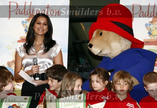 Utrecht 10 maart 2009
Prinses Laurentien bij presentatie boek beertje Paddington in het spoorwegmuseum in Utrecht.Elize en Kim v Kooten
Peter Smulders bv