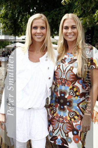 Amsterdam 10 juli 2008
Najaarspresentatie SBS 6 Net5 en Veronica in de rai.   
Nance Coolen en Ellemieke Vermolen allebei zwanger