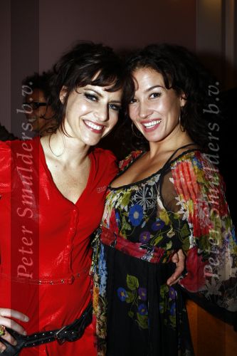 Haarlem 13 maart 2009
Premiere show Ellen ten Damme in de schouwburg van Haarlem. Ellen met Katja Schuurman
Peter Smulders bv