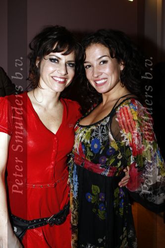 Haarlem 13 maart 2009
Premiere show Ellen ten Damme in de schouwburg van Haarlem. Ellen met Katja Schuurman
Peter Smulders bv