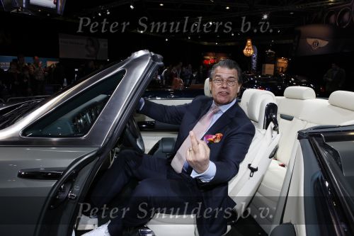 Amsterdam 5 april 2009
Emile Ratelband in een nieuwe rolls royce cabrio. Emile heeft zelf een nieuwe Rolls besteld.
Peter Smulders bv