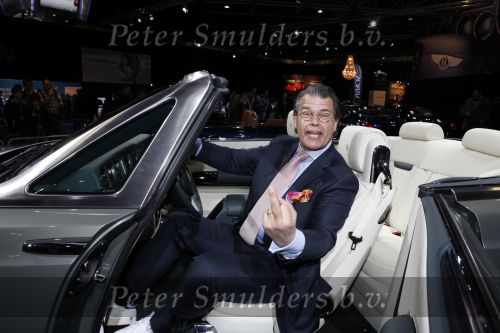 Amsterdam 5 april 2009
Emile Ratelband in een nieuwe rolls royce cabrio. Emile heeft zelf een nieuwe Rolls besteld.
Peter Smulders bv