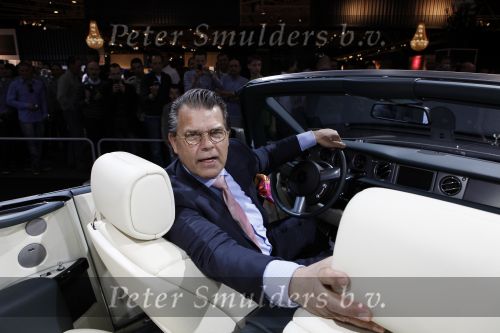Amsterdam 5 april 2009
Emile Ratelband in een nieuwe rolls royce cabrio. Emile heeft zelf een nieuwe Rolls besteld.
Peter Smulders bv