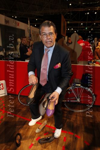 Amsterdam 5 april 2009
Hakkenrace op auto rai georganiseerd door Disney. Emile Ratelband
Peter Smulders bv