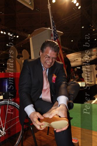 Amsterdam 5 april 2009
Hakkenrace op auto rai georganiseerd door Disney. Emile Ratelband
Peter Smulders bv