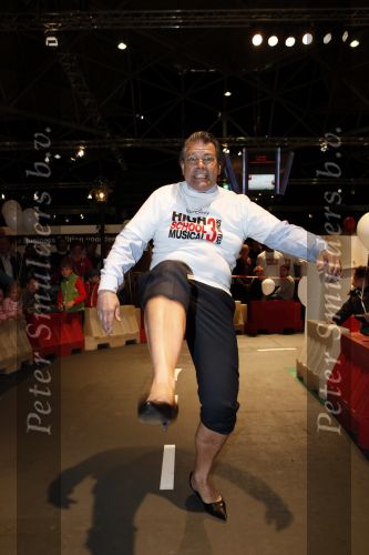 Amsterdam 5 april 2009
Hakkenrace op auto rai georganiseerd door Disney. Emile Ratelband
Peter Smulders bv